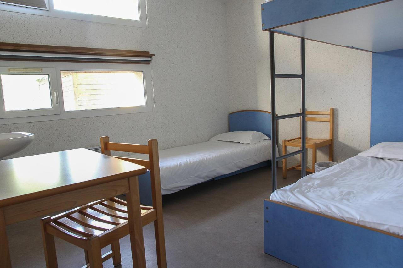 Auberge De Jeunesse Hi Genets Luaran gambar