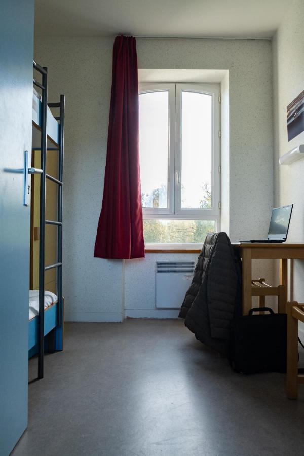 Auberge De Jeunesse Hi Genets Luaran gambar