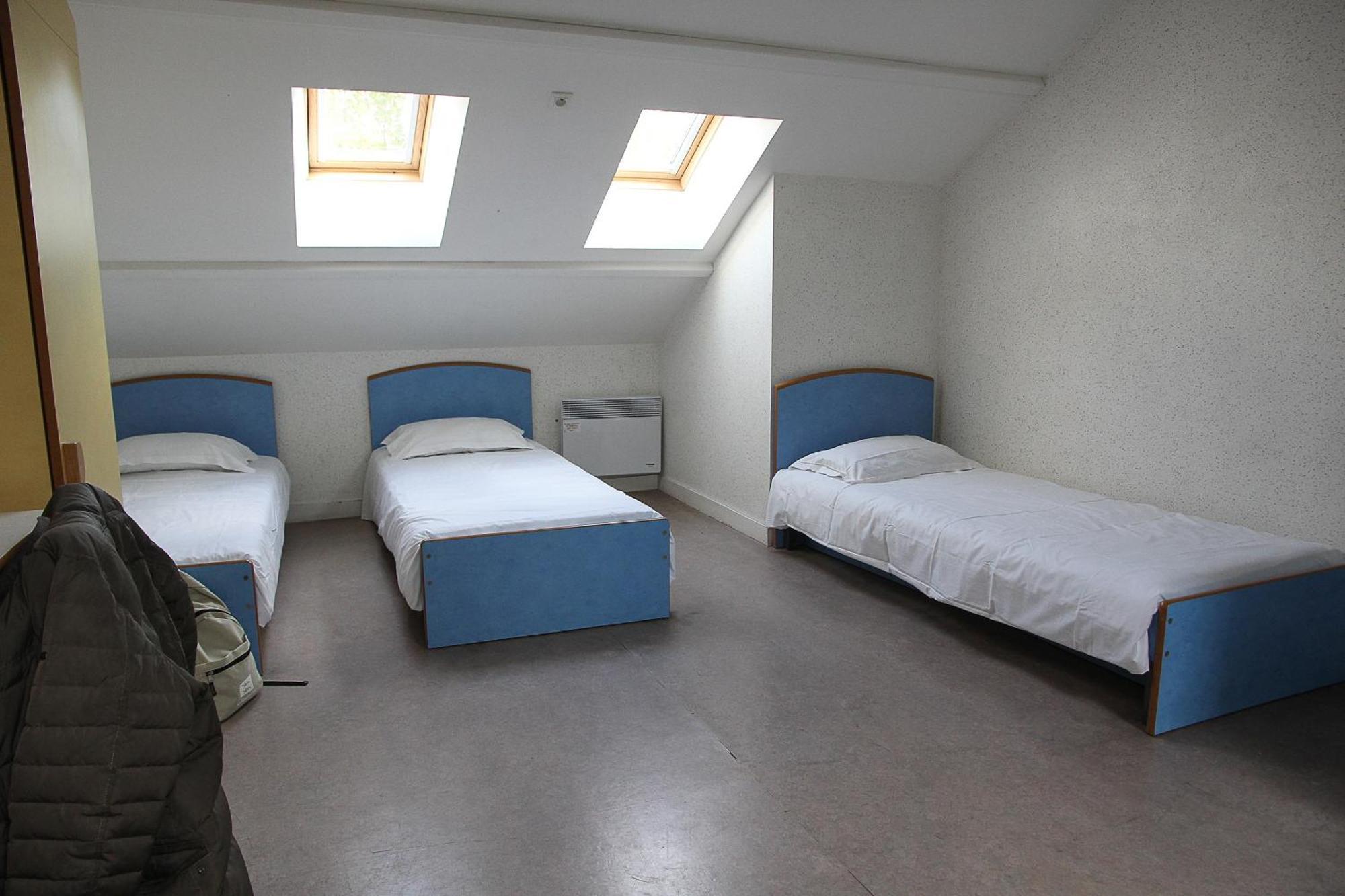 Auberge De Jeunesse Hi Genets Luaran gambar